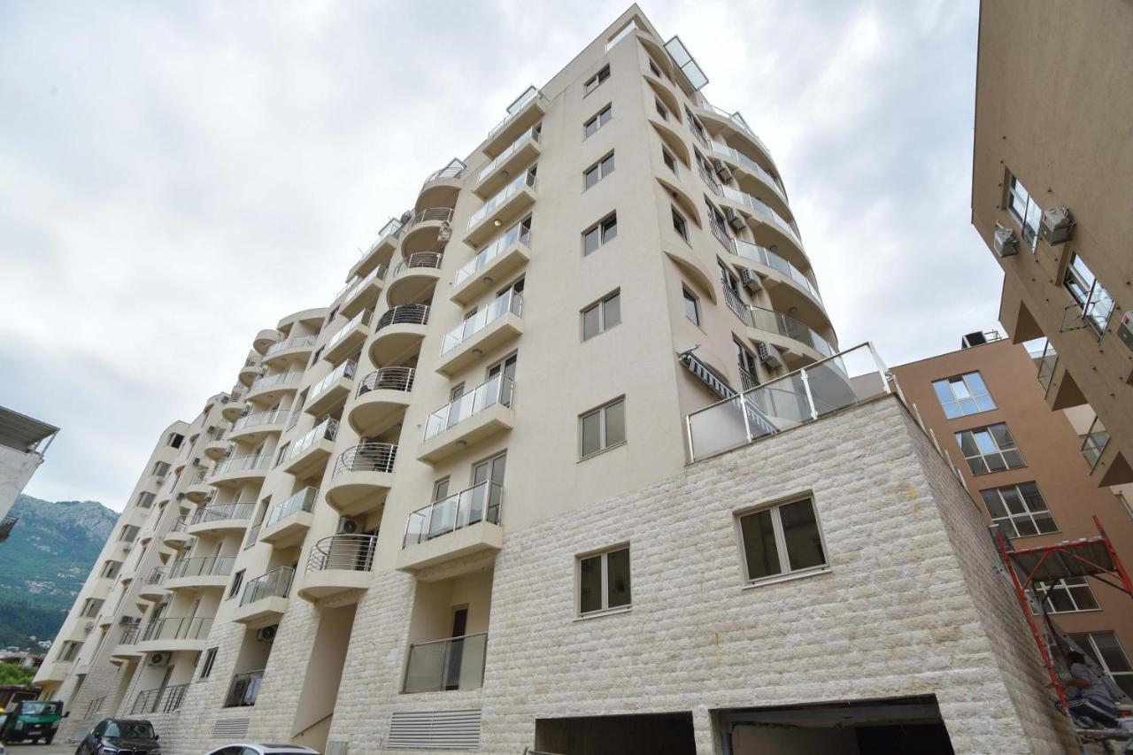 Lena I Laki Lägenhet Budva